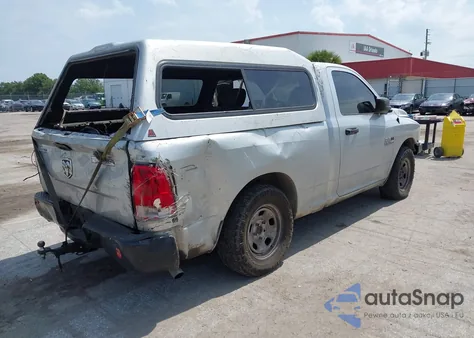 2015 Ram 1500 Tradesman z USA, uszkodzony, nr VIN 3C6JR6AG1FG539991